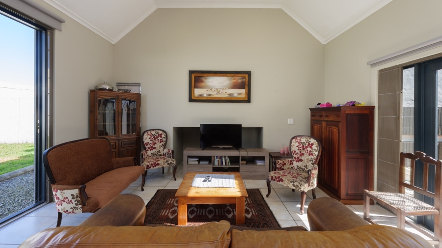 2 Bedroom Property for Sale in Bredasdorp Western Cape